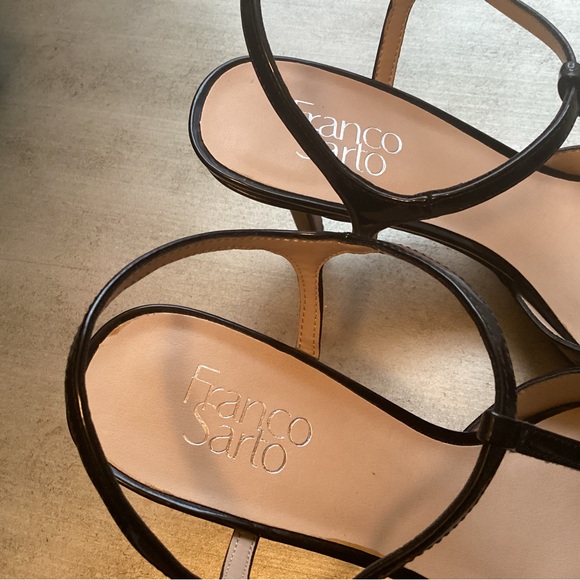 Franco Sarto Black Heels with Pointed Toe and Ankle Strap - Picture 5 of 6